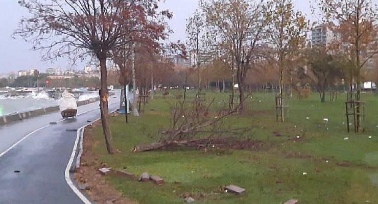 İstanbul’da fırtına 17:00’ye kadar etkili olacak