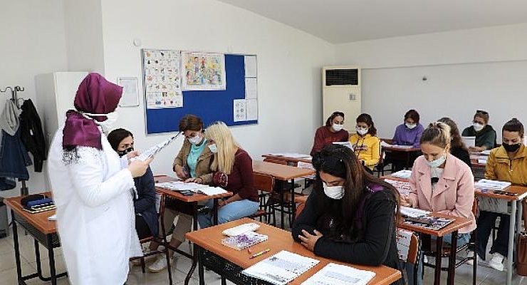 Yabancılar Türkçe’yi ATASEM’de öğreniyor