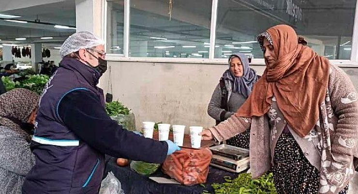 Aydın Büyükşehir Belediyesi Soğuk Sabahları Sıcak Çorbayla Isıtıyor