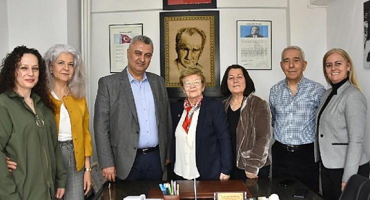 Belediye Başkanı Ulaş Yurdakul Atatürkçü Düşünce Derneği Başkanı Lerzan Baykal’a Hayırlı Olsun Ziyaretinde Bulundu