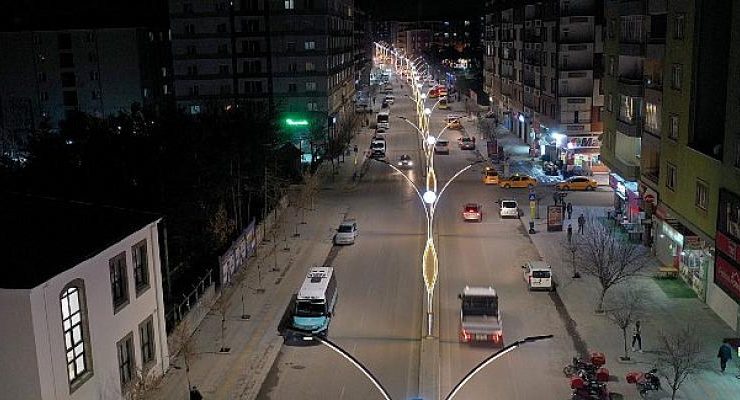 Van Büyükşehir, Çevre Farkındalığı İçin Işıkları Kapattı