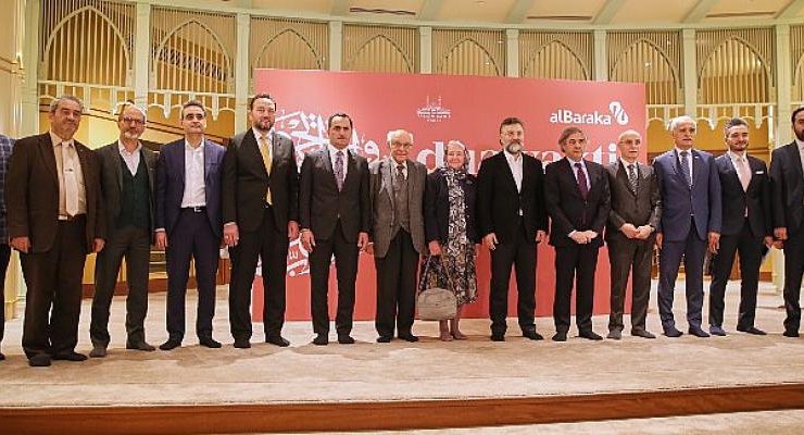 Albaraka Türk “Dua Vakti” Hat Koleksiyonu Sergisi açıldı!