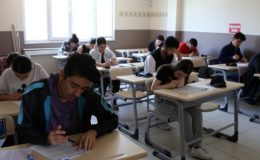 Başkan Özlem Çerçioğlu üniversiteye hazırlanan öğrencilere destek vermeye devam ediyor