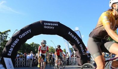 Bisiklet severler, Samsung’un en yeni akıllı saatlerini ve kulaklıklarını deneyimledi!