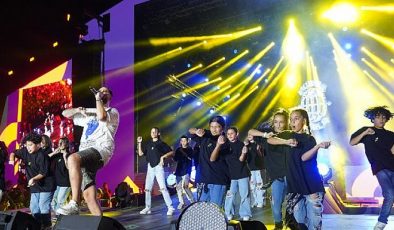 100 Bin Fan, Murda’yı İlk Festivalinde  Yalnız Bırakmadı