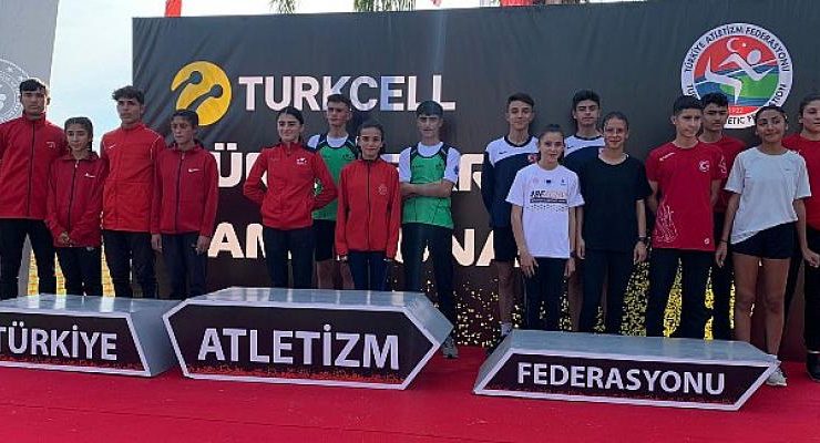 Atletlerimiz Kros Şampiyonası’nda Türkiye Üçüncüsü Oldu