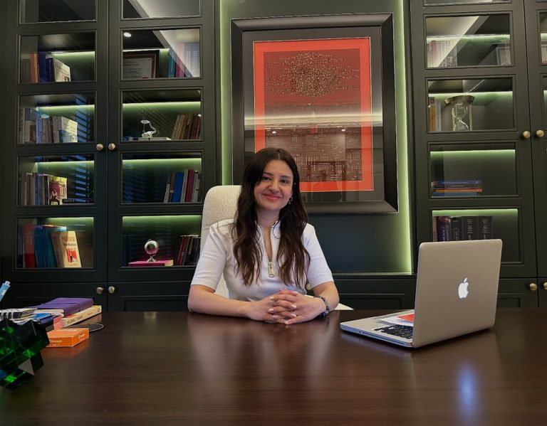 Şizofreni ve Psikotik Bozukluklar: Uzm. Dr. Ayşe Pınar Doğru Balakbabalar’ın Klinik Yaklaşımları ve Samsun Psikiyatri